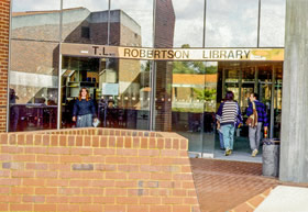 Entrance to Robertson Library, 1992