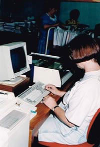 Library staff made increasin use of networked personal computers in the 1990s.