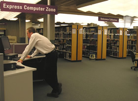 Express computers and the reference collection on level three, 2003