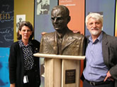 Kandy-Jane Henderson and Libero Parisotto beside a bust of John Curtin at the JCPML, September 2003