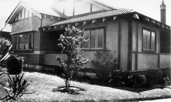 JCPML. Records of the Curtin Family. Curtin house, 24 Jarrad Street, c 1939. JCPML00382/36 