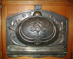 Closed washbasin cover in bedroom of 'Prince of Wales' carriage