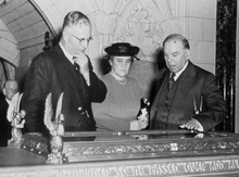 John and Elsie with Mackenzie King