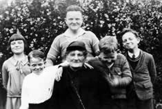 Tom Fitzgerald aged about 14 with other family members