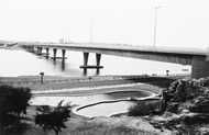 Stirling Bridge, Fremantle, from the southern end, 1982.