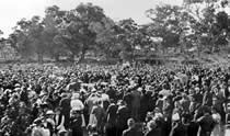 Large crowd at funeral of Tom Edwards, Fremantle, 9 May 1919