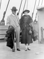 Alex and Bessie McCallum on the deck of HMS Victory, 1928