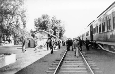 Trans Australia Railway settlement of Zanthus, c 1940