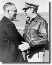 Prime Minister Curtin with American General Douglas MacArthur, 1943